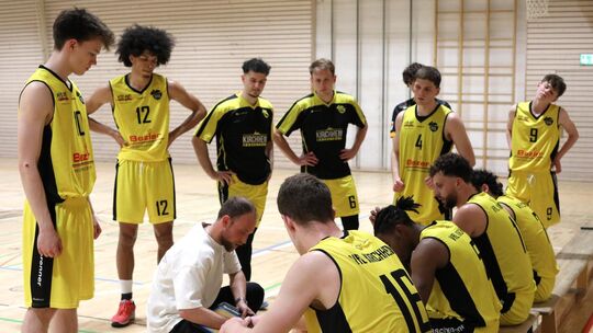 Marco Wanzke und sein Team tüfteln am größten VfL-Erfolg seit 20 Jahren. Foto: Thimo König Marco Wanzke und sein Team tüfteln am größten VfL-Erfolg seit 20 Jahren. Foto: Thimo König