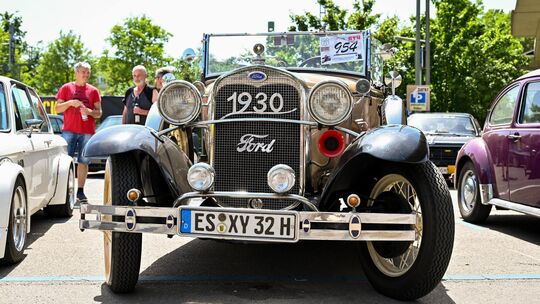 Fast 100 Jahre alt: Ein Ford beim Oldtimer-Treffen auf dem Güterbahnhofareal in Kirchheim. Foto: Markus Brändli Fast 100 Jahre alt: Ein Ford beim Oldtimer-Treffen auf dem Güterbahnhofareal in Kirchheim. Foto: Markus Brändli