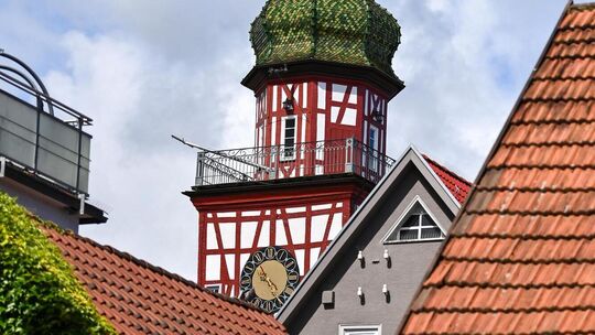 Der Kirchheimer Rathausturm in der Altstadt. Foto: pr