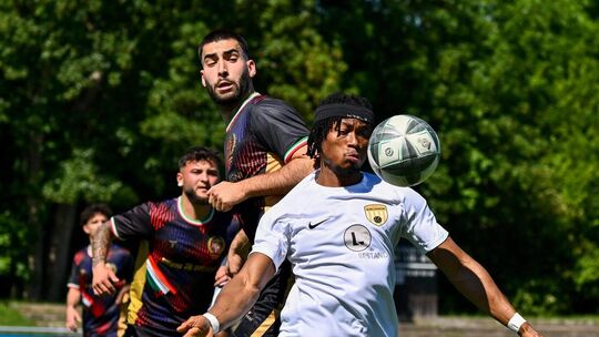 Zuletzt noch Gegner auf dem Platz, am Sonntag im Fernduell in direkter Nachbarschaft: Die beiden Kirchheimer Teams AC Catania un Zuletzt noch Gegner auf dem Platz, am Sonntag im Fernduell in direkter Nachbarschaft: Die beiden Kirchheimer Teams AC Catania un