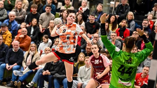 Ronja Bühler erzielte für die TG Nürtingen das 1.000 Tor der Saison. Foto: Markus Brändli Ronja Bühler erzielte für die TG Nürtingen das 1.000 Tor der Saison. Foto: Markus Brändli