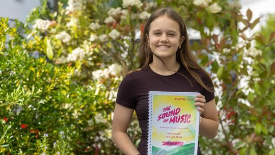 Insgesamt 15 Kinder und Jugendliche sind in diesem Jahr Teil des Ensembles – inklusive Marie. Foto: Carsten Riedl Insgesamt 15 Kinder und Jugendliche sind in diesem Jahr Teil des Ensembles – inklusive Marie. Foto: Carsten Riedl