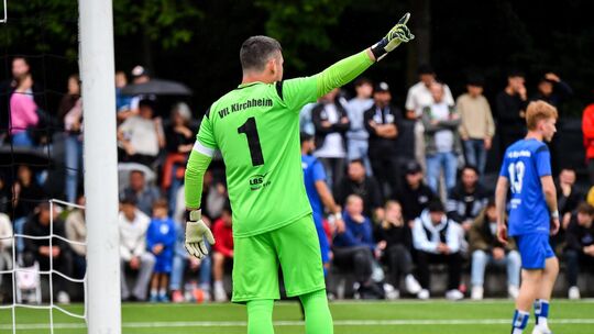 VfL-Schlussmann Nico Nagel wurde bereits am Freitag am Fuß operiert. Foto: Markus Brändli VfL-Schlussmann Nico Nagel wurde bereits am Freitag am Fuß operiert. Foto: Markus Brändli