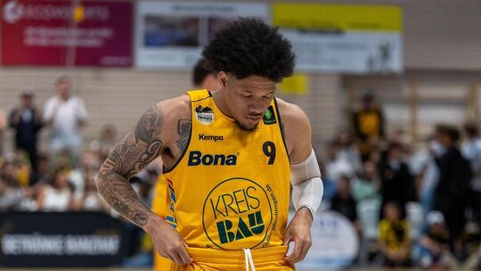 Gewonnen und trotzdem unzufrieden: Nicht nur Kirchheims Topscorer Tylan Pope muss sich fürs Rückspiel am Sonntag einen Erfolgspl