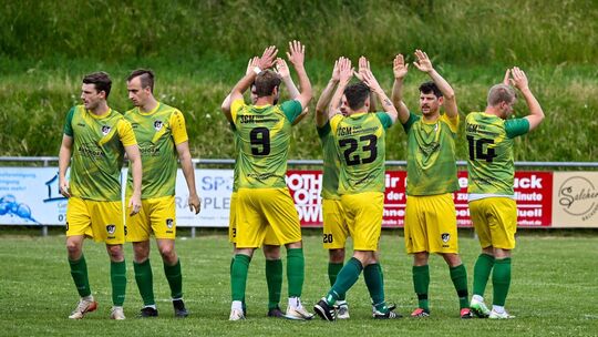 Die SG Owen-Unterlenningen verabschiedet sich von der Fußball-Bühne. Foto: Markus Brändli Die SG Owen-Unterlenningen verabschiedet sich von der Fußball-Bühne. Foto: Markus Brändli