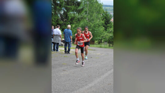 Stark am Berg – auch vor der Rennradkarriere: Florian Lipowitz beim Hohenneuffen-Berglauf im Jahr 2014. Foto: TSV Beuren