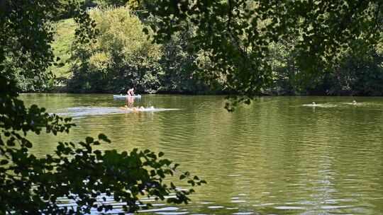 Für die Bürgerseen beziehungsweise den Unteren See gibt es aktuell keine Badewarnung. Archivfoto: Markus Brändli Für die Bürgerseen beziehungsweise den Unteren See gibt es aktuell keine Badewarnung. Archivfoto: Markus Brändli