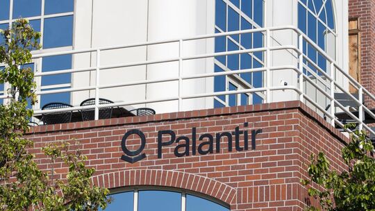 Außenansicht der Palantir-Niederlassung in Palo Alto, Kalifornien. Der Hauptsitz des Unternehmens befindet sich mittlerweile im Außenansicht der Palantir-Niederlassung in Palo Alto, Kalifornien. Der Hauptsitz des Unternehmens befindet sich mittlerweile im