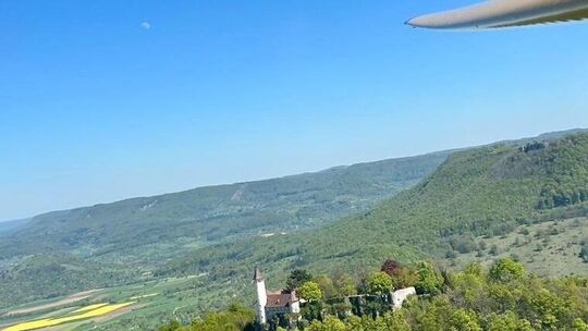 Der Überflug des Hausbergs gehört für Segeflieger rund um die Teck zum Tagesgeschäft. Foto: pr Der Überflug des Hausbergs gehört für Segeflieger rund um die Teck zum Tagesgeschäft. Foto: pr