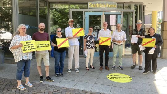 Viele kommunale Einrichtungen stehen künftig vor dem Aus – oder vor drastischen Kürzungen –, wenn Bund und Länder bei der Finanz Viele kommunale Einrichtungen stehen künftig vor dem Aus – oder vor drastischen Kürzungen –, wenn Bund und Länder bei der Finanz