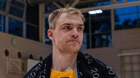 Lukas Zerner bleibt ein Ritter. Foto: Silas Kunz