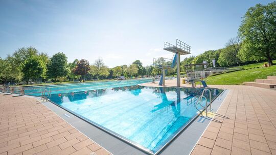Im Nürtinger Freibad wurden in der vergangenen Woche mehrere Personen belästigt. Foto: Michael Zaiser Im Nürtinger Freibad wurden in der vergangenen Woche mehrere Personen belästigt. Foto: Michael Zaiser