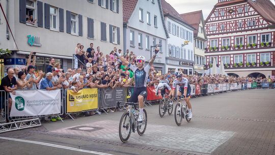 In der Kirchheimer Innenstadt steht am Samstag wieder der Radsport im Mittelpunkt. Foto: Carsten Riedl In der Kirchheimer Innenstadt steht am Samstag wieder der Radsport im Mittelpunkt. Foto: Carsten Riedl