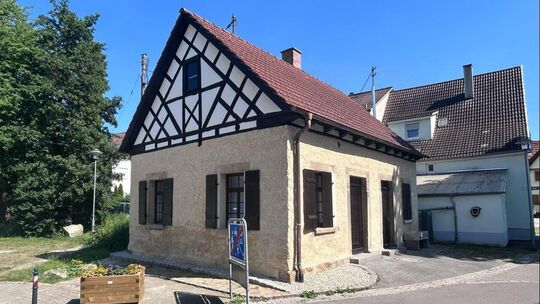 Das denkmalgeschützte Backhaus am Notzinger Kelterplatz wird rege genutzt, unter anderem beim jährlichen Dätscherfest. Foto: pr Das denkmalgeschützte Backhaus am Notzinger Kelterplatz wird rege genutzt, unter anderem beim jährlichen Dätscherfest. Foto: pr