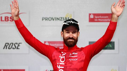 Ein Sympathieträger sagt Tschüss: Simon Geschke bei seinem letzten Auftritt beim Münsterland-Giro 2024. Foto: Roth