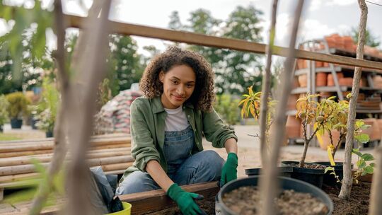 Die Ausbildung ist besonders attraktiv, da sie vielfältige Entwicklungsmöglichkeiten bietet. Nach der Ausbildung sind Spezialisi Die Ausbildung ist besonders attraktiv, da sie vielfältige Entwicklungsmöglichkeiten bietet. Nach der Ausbildung sind Spezialisi