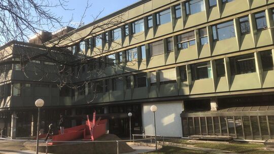 Das Landgericht Stuttgart hat den Angeklagten nach Jugendstrafrecht verurteilt und somit die Haftstrafe des Amtsgerichts Essling