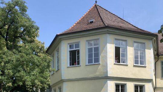 Das Kirchheimer Schloss steht vor einer umfassenden Brandschutzsanierung. Der Rundsaal im Obergeschoss, der hier im Bild von auß Das Kirchheimer Schloss steht vor einer umfassenden Brandschutzsanierung. Der Rundsaal im Obergeschoss, der hier im Bild von auß
