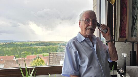 Rolf Mittendorf: Rettete seine Frau Brigitte vor einem Schockanrufer. Foto: Matthäus Klemke