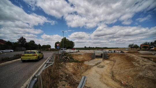 Die neue Radunterführung ist bis auf den Asphalt bereits fertiggestellt. Foto: Carsten Riedl Die neue Radunterführung ist bis auf den Asphalt bereits fertiggestellt. Foto: Carsten Riedl