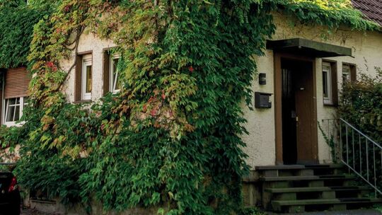 Wer eine Immobilie erbt, muss entscheiden, wie sie künftig genutzt werden soll. Foto: www.pexels.com/akz-o