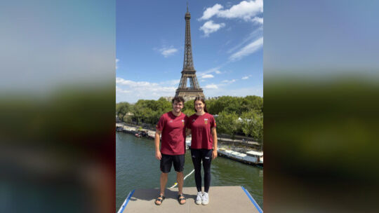 Manuel und Maike Halbisch auf der Sprungplattform in Paris. Die EM haben beide Geschwister bestritten. Foto: pr
