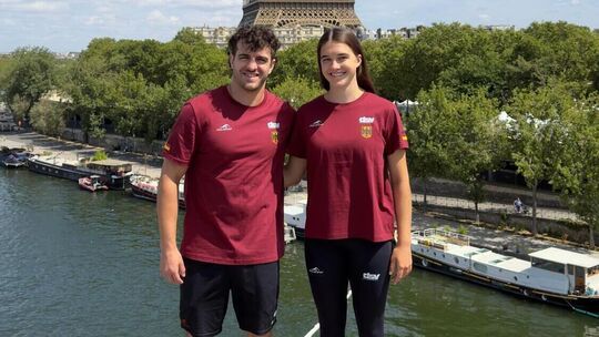 Manuel und Maike Halbisch auf der Sprungplattform in Paris. Die EM haben beide Geschwister bestritten. Foto: pr