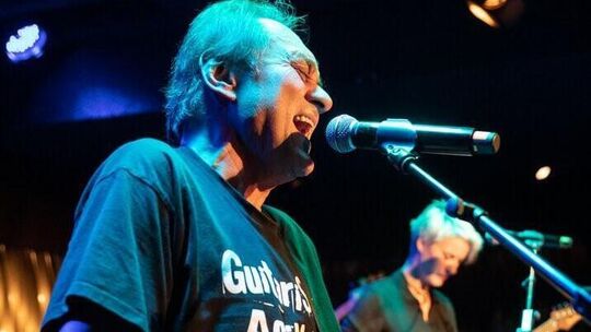 Am Freitagabend sorgen Werner Dannemann & Friends einmal mehr für Live-Musik auf dem Platz der kleinen Freiheit in Kirchheim. F Am Freitagabend sorgen Werner Dannemann & Friends einmal mehr für Live-Musik auf dem Platz der kleinen Freiheit in Kirchheim. F