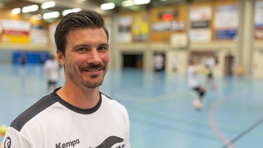 Seit Mitte Juni bereitet Konstantin Glöckler die HSG OLE auf die Landesligasaison vor. Der 35-Jährige aus Unterensingen hatte zu Seit Mitte Juni bereitet Konstantin Glöckler die HSG OLE auf die Landesligasaison vor. Der 35-Jährige aus Unterensingen hatte zu
