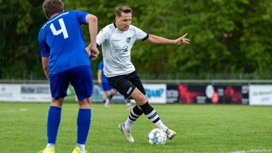 SGOH-Coach Jan Nagel (rechts) kann sich über Personalprobleme beim Saisonstart nicht beklagen. Foto: Michael Treutner