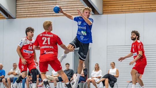 Nachwuchshoffnung Julian Hofer (beim Wurf) muss beim SKV in der neuen Saison Verantwortung übernehmen. Foto: Ralf Just