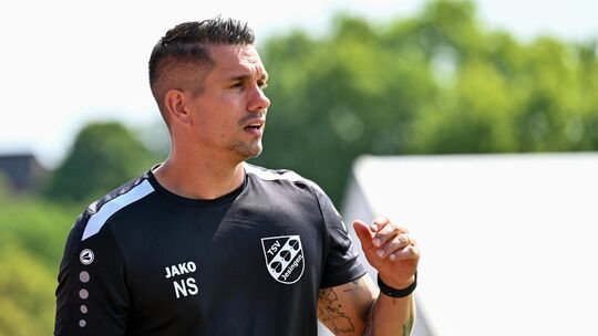 Jesingens Trainer Nick Strohmaier muss seine Startelf umstellen. Foto: Markus Brändli Jesingens Trainer Nick Strohmaier muss seine Startelf umstellen. Foto: Markus Brändli