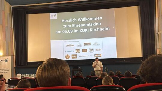 Beim ersten „Ehrenamtskino“, das die Kirchheimer Initiative „Zukunft des Ehrenamts BW“ organisierte, war der Saal im Koki voll.