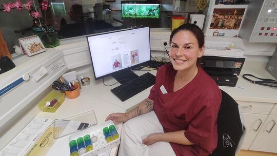 Ein Herz für Senioren: Laura Preisner bespielt den Instagram-Account des Pflegeheims Daheim - und das mit großem Erfolg. Foto: K