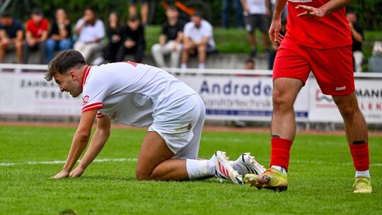 Bislang oft am Boden in dieser Saison: Der TSV Weilheim peilt gegen Plochingen den ersten Sieg an. Foto: Markus Brändli