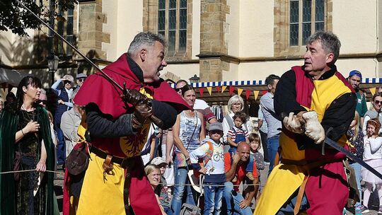 Für Alt und Jung war viel Spektakel geboten auf dem Zähringer Markt in Weilheim. Foto: Sabine Ackermann