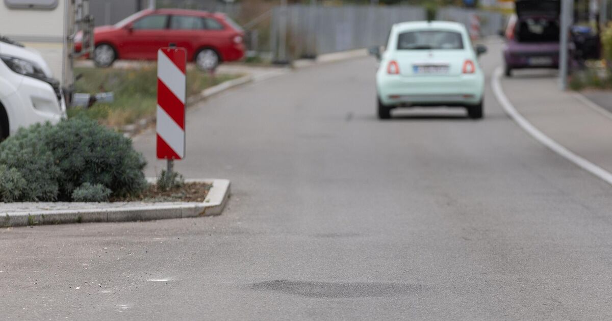 Neue Straße Owen: Frisch saniert, und jetzt Schäden am Asphalt