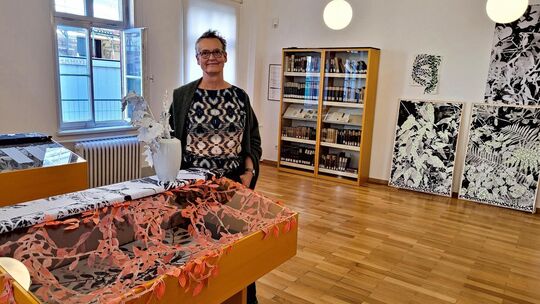 Juliane Laitzsch hat sich für ihre Ausstellung im Kirchheimer Max-Eyth-Haus die wuchernde Natur zum Vorbild genommen, die in die
