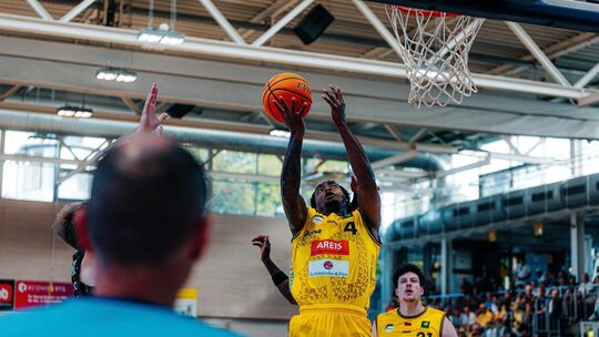 Der Zweitligaspieler mit den drittmeisten Punkten: Desmond Watson Foto: Nina Sander