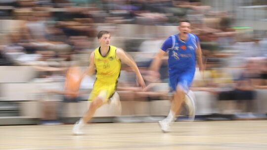 Mit Tempo zum Erfolg? Die Kirchheimer Korbjäger feilen noch am Matchplan für das Heimspiel gegen Saarlouis. Foto: Carsten Riedl