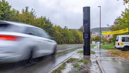 Die Säule befindet sich ein paar hundert Meter oberhalb des alten Starenkastens. Foto: Carsten Riedl