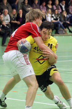TSV Owen (gelb) - Zizishausen (rot)24 Nicolai Sigel
