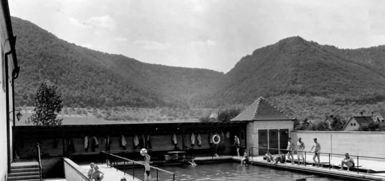 So sah das Oberlenninger Freibad im Jahr 1927 aus.