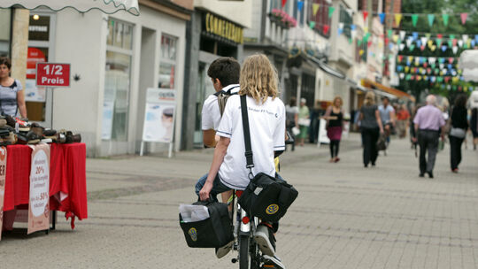 Fahrrad - Fahrradfahrer - MarktstrassePolizeikontrolle - Fu§gngerzone