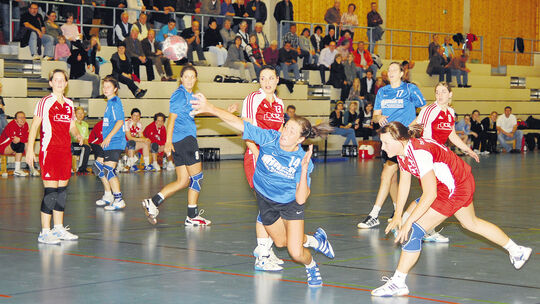 Lenningen, Handball Landesliga Frauen SG Lenningen - TSV ZizishausenSaskia Schweikert