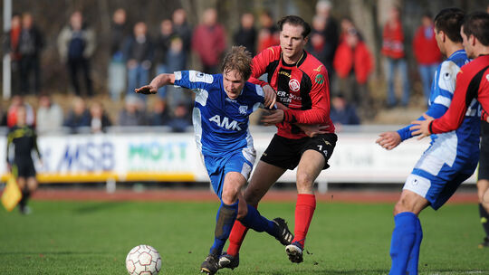 VfL Kirchheim (blaue Trikots) - SV GöppingenMarcel Helber