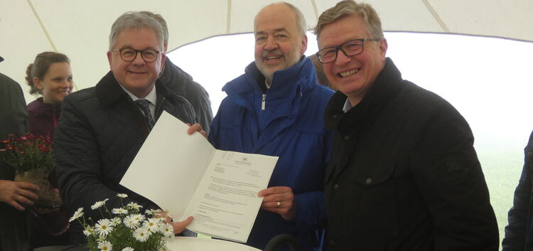 Eitel Sonnenschein herrschte gestern trotz Regens: Minister Guido Wolf (links) bestätigte gestern den Landeszuschuss für die neu
