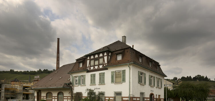 Vielleicht nicht mehr ganz so düster: Die Zukunft des alten Zollamts in Esslingen. Foto: Bulgrin