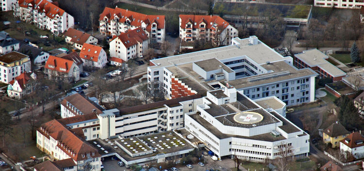 Klinik Kirchheim - KrankenhausLuftbild, Luftaufnahme, honorarpflichtig