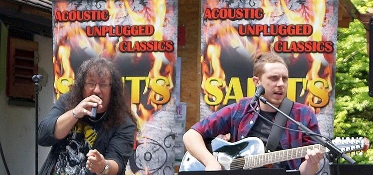 Das Duo Saint’s Sin spielt Klassiker aus den frühen Tagen der Rockmusik - am Freitag auch in Kirchheim. Foto: pr
